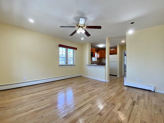 2nd image of 1401 27th Ave #3