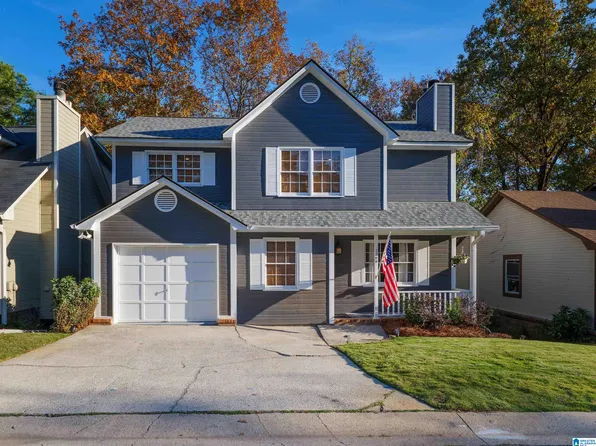 2209 Williamsburg Dr, Pelham, AL 35124