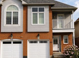 5126 Des Jardines Dr, Burlington, ON L7L 6L7