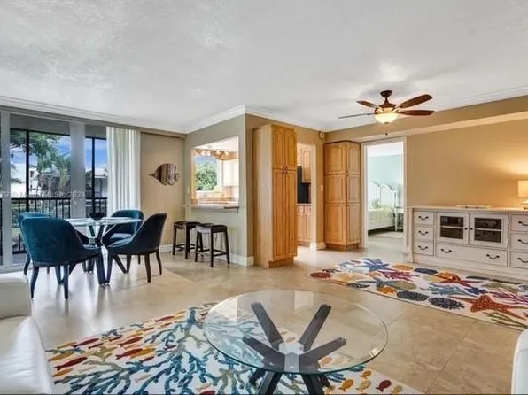 1238 Hillsboro Mile #103, Hillsboro Beach, FL 33062