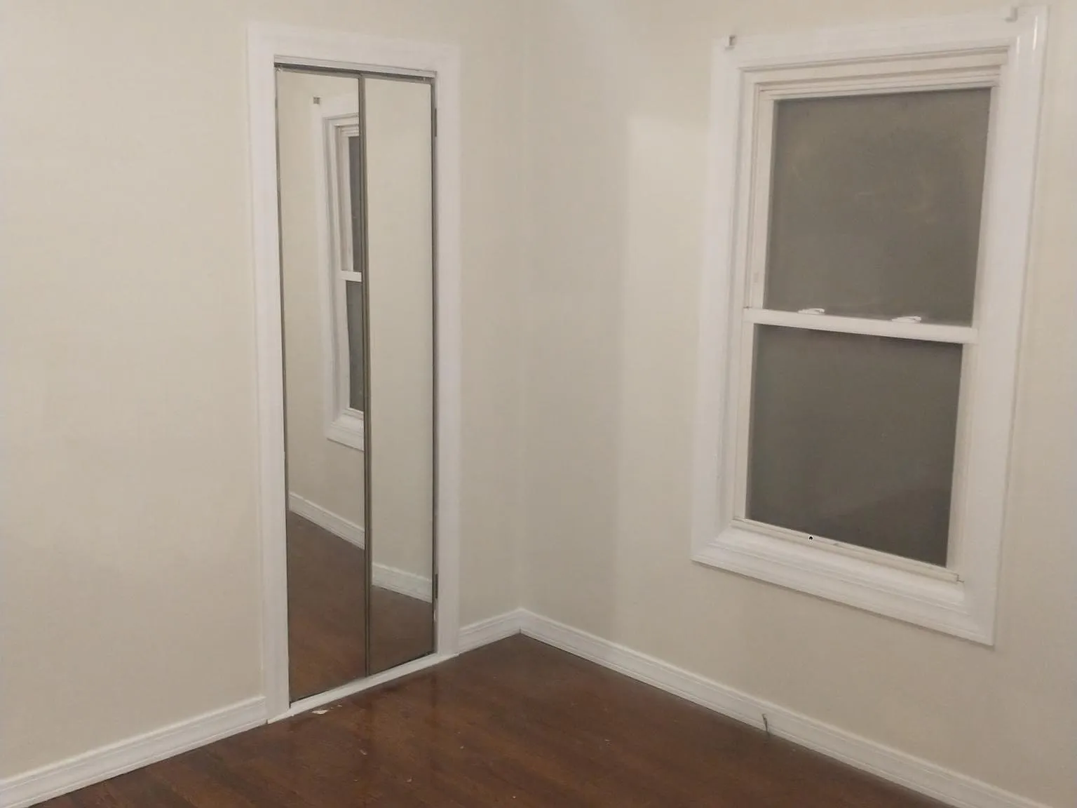 2 bed, 1.5 bath, 800 sqft, $1,350 — Photo 4