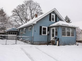 35 California Dr, Rochester, NY 14616