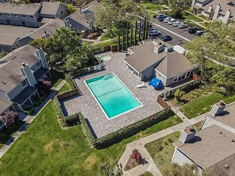 3 bed, 1710 sqft, $6,800 — Photo 4