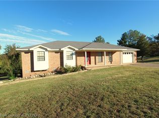1506 Lovers Ln, Van Buren, AR 72956
