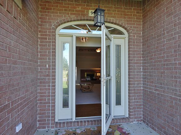 4th image of 995 Jaci Ln