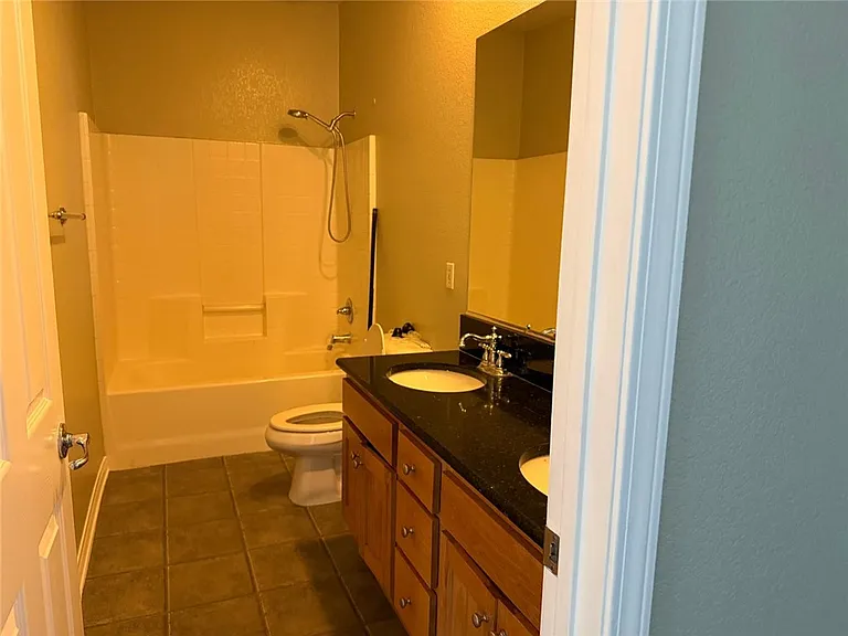 1742 Edmon Way — Photo 15
