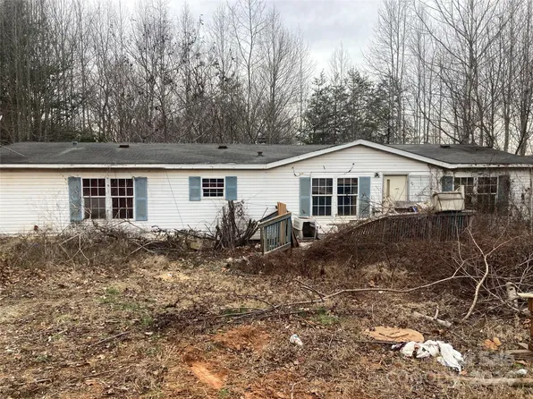 188 Carrite Dr, Marion, NC 28752