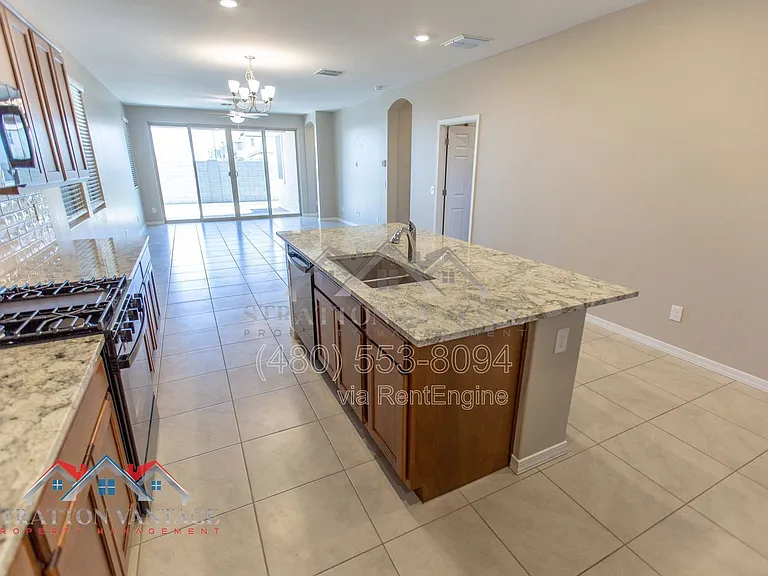 15769 W Voltaire St — Photo 13