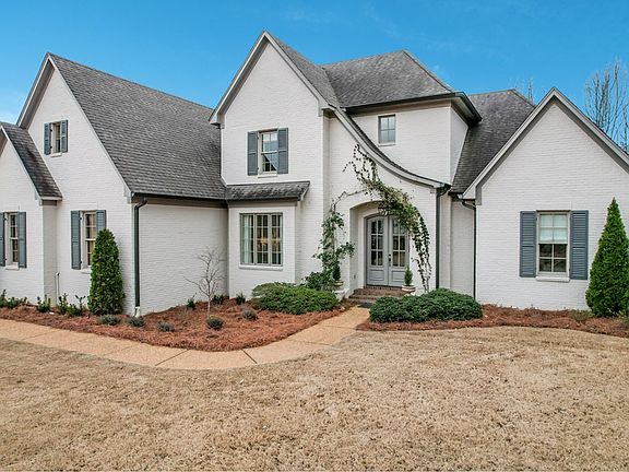 3rd image of 12007 Water Ridge Dr