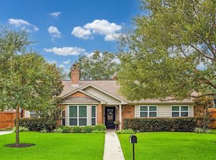 12014 Nova Dr, Houston, TX 77077