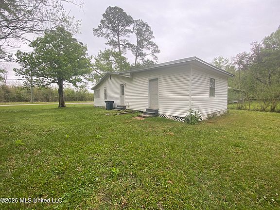 5th image of 6013 Elder Ferry Rd