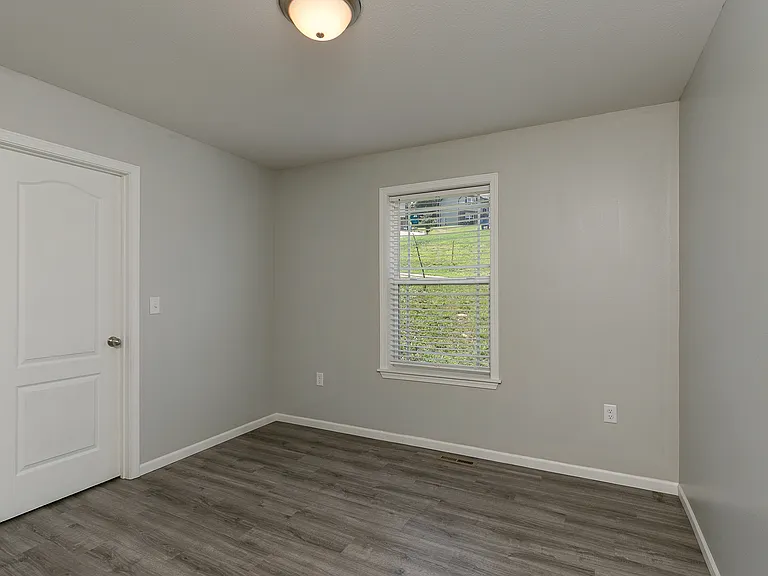 116 Whispering Meadows Pkwy — Photo 9
