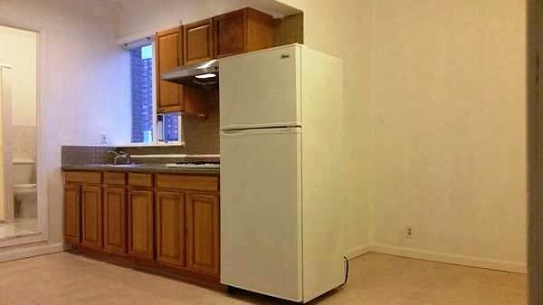 1st image of 58 28th Ave APT 3
