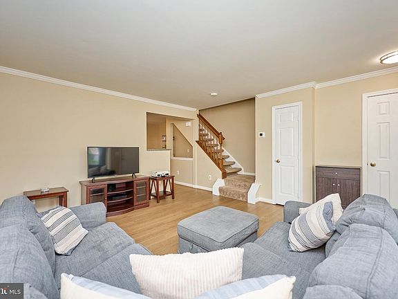 4th image of 9711 Sassafras Ct