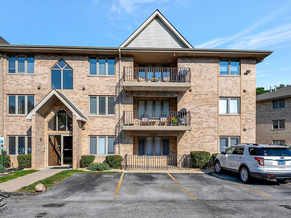 1st image of 5130 Shadow Creek Dr Unit 2