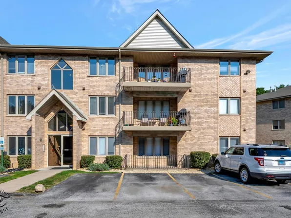 5130 Shadow Creek Dr Unit 2, Oak Forest, IL 60452