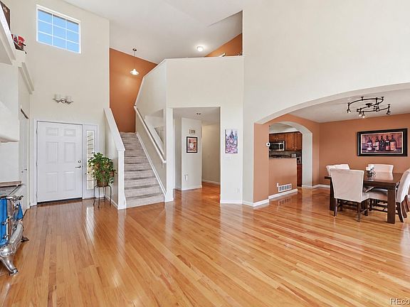 4th image of 9627 Independence Drive