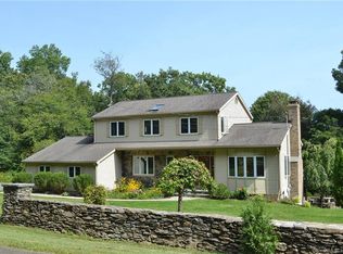 2 Tandem Ln, Sherman, CT 06784