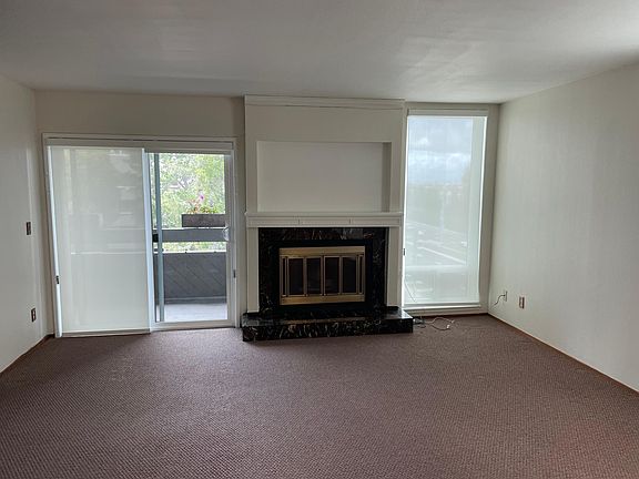 5th image of 780 Sea Spray Ln APT 308
