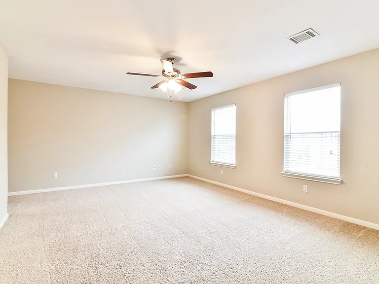 4722 San Antonio River Dr — Photo 8