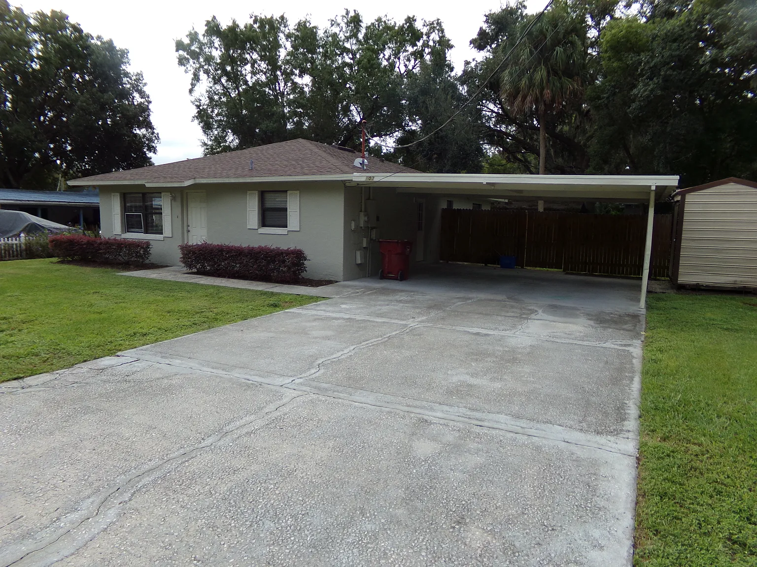 3 bed, 1290 sqft, $1,900 — Photo 2