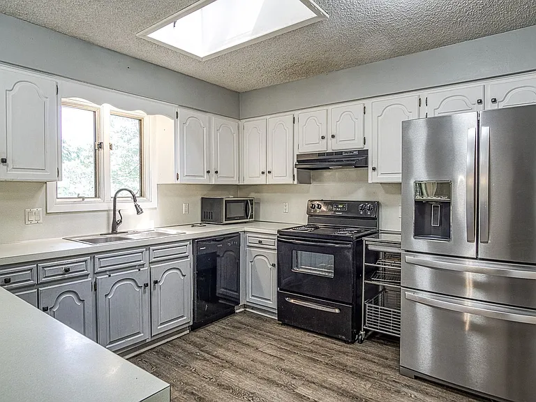 45 Sierra Dr — Photo 9