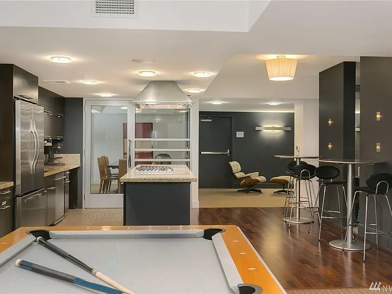 2911 2nd Ave #205 — Photo 10