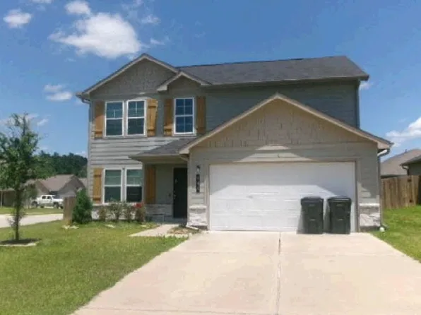 101 Bering Dr, Huntsville, TX 77320