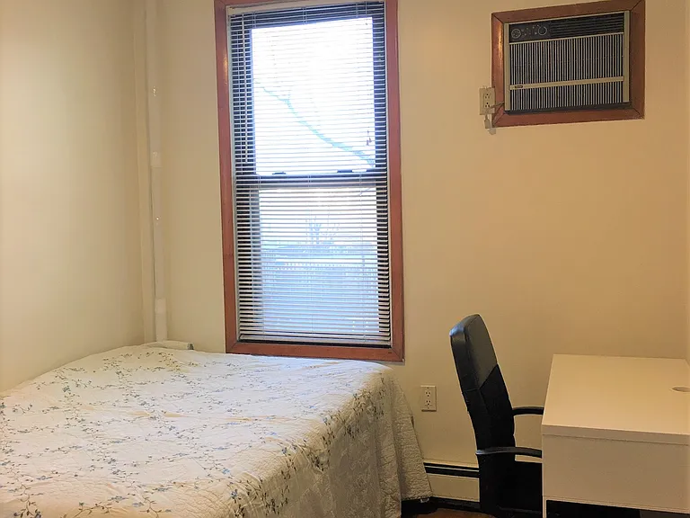 802 Pavonia Ave #A — Photo 11