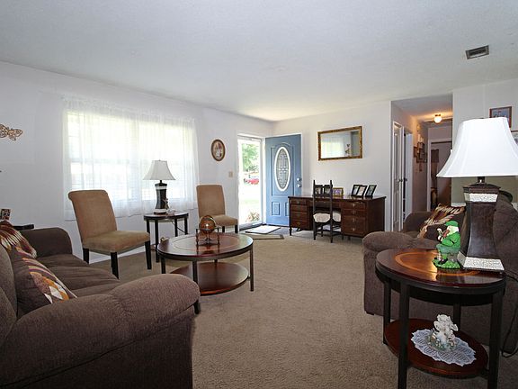 5th image of 311 Oakland Cir