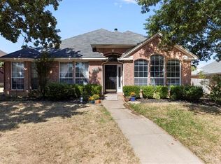 405 Durrand Oak Dr, Keller, TX 76248
