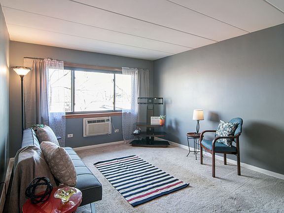 3rd image of 109 S Elmwood Ave APT 27