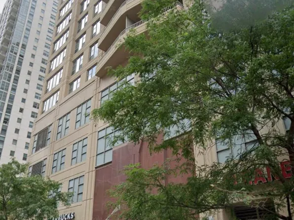 200 N Jefferson St APT 1807, Chicago, IL 60661