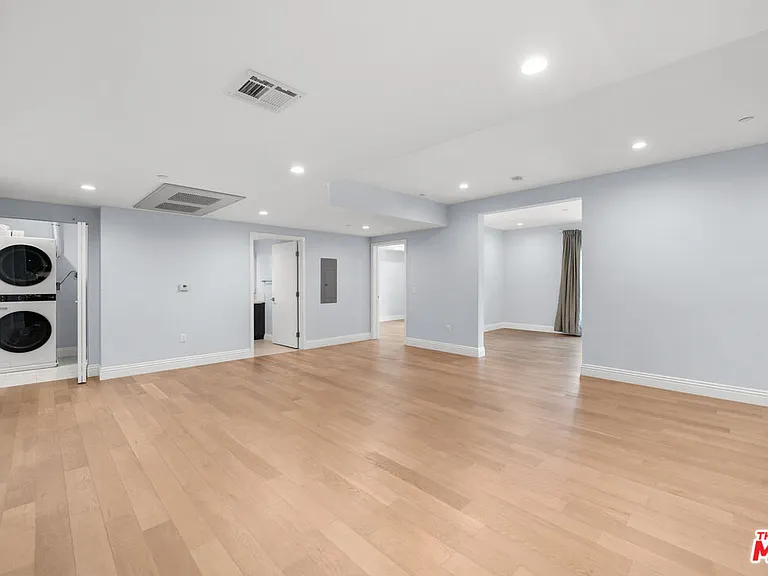 2939 W Leeward Ave #407 — Photo 7