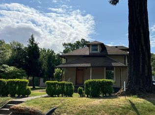 144 N 7th St, Philomath, OR 97370
