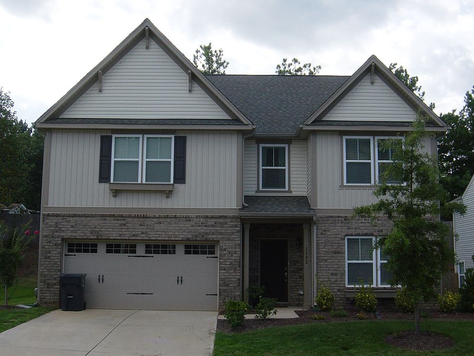 2nd image of 1582 Running Deer Dr
