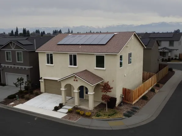 2230 S Velie Street, Visalia, CA 93292