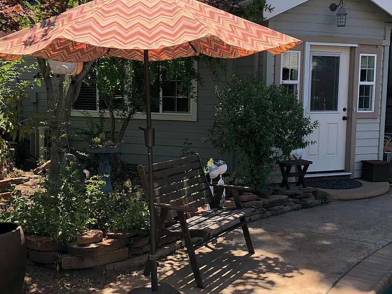 Cottage entry