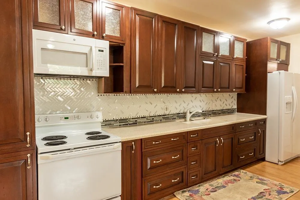 1 bed, 1.0 bath, 650 sqft, $1,700 — Photo 1