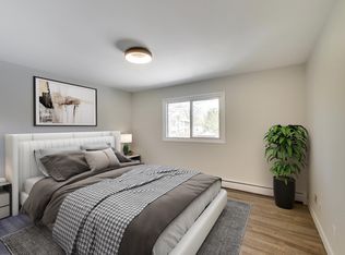 233 Durand St #210, Sarnia, ON N7T 5A5