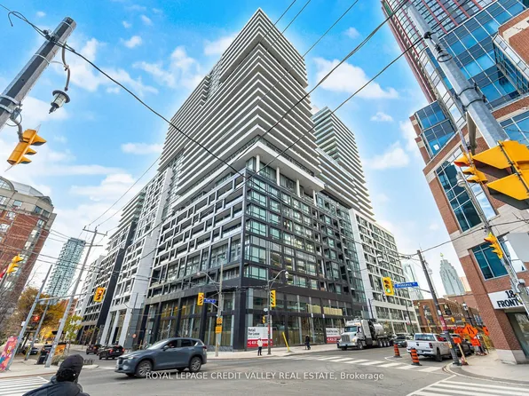 70 Princess St E #413, Toronto, ON M5A 0X6