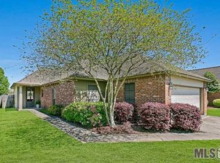 3142 Nicholson Lake Dr, Baton Rouge, LA 70810