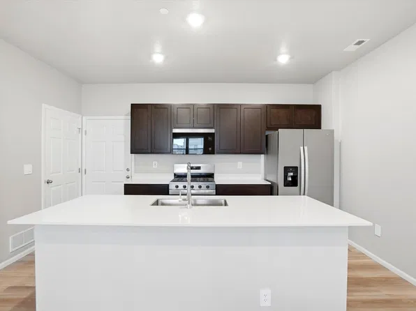 21267 E 65th Ave, Aurora, CO 80019