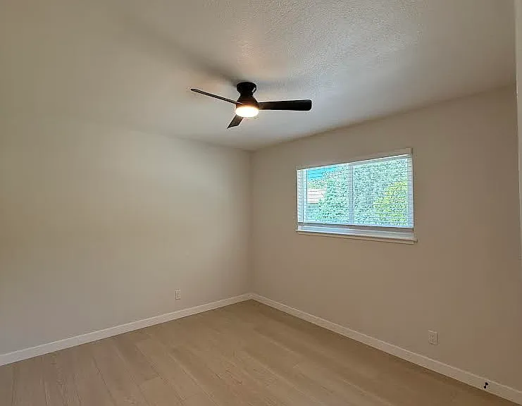 1514 V St #2 — Photo 5