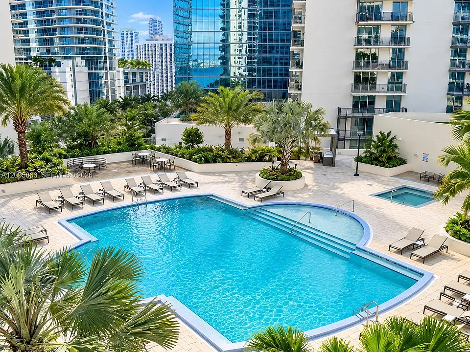 300 S Biscayne Blvd #1034