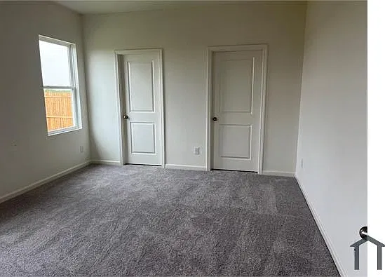 3 bed, 1401 sqft, $2,200 — Photo 4