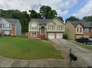 1450 Turners Ridge Dr, Norcross, GA 30093