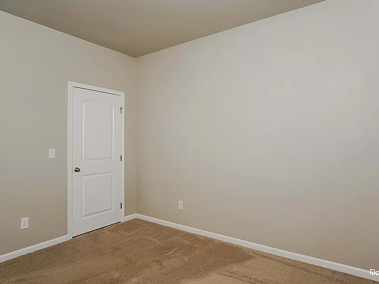 215 Tobin Ln — Photo 14