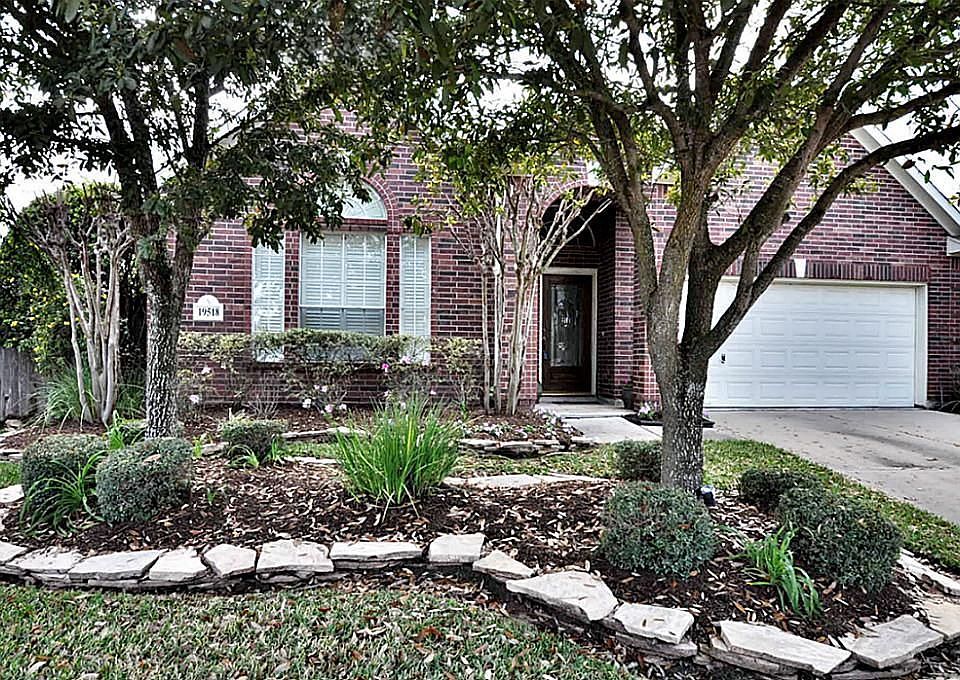 1st image of 19518 Briarsedge Ct