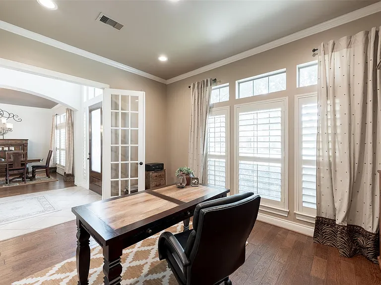 2447 Monarch Terrace Dr — Photo 5